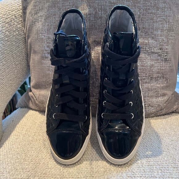 Geox Respira Quilted Patent Leather High-Top Sneakers – EU 37 / US 7 - Picture 2 of 5